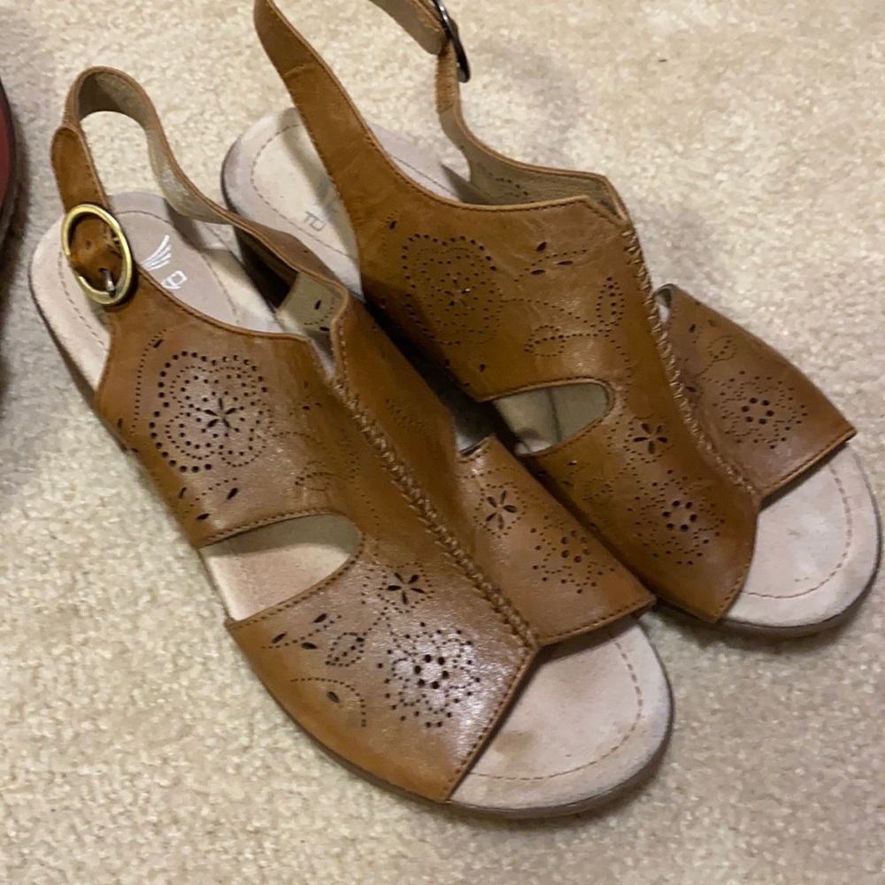 Dansko Lisa Slingback Leather Sandal Brown